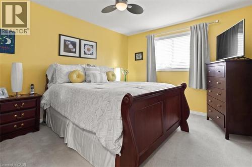 40 Bridgette Drive, Hamilton, ON - Indoor Photo Showing Bedroom