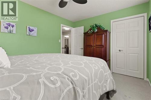 40 Bridgette Drive, Hamilton, ON - Indoor Photo Showing Bedroom