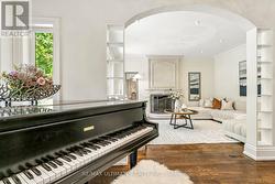 73 BONNYVIEW DRIVE Toronto, ON M8Y 3G7