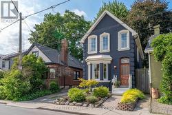 127 PETER STREET  Hamilton, ON L8R 1T7