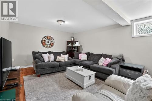 11 Rochelle Crescent, Ridgeway, ON - Indoor Photo Showing Living Room