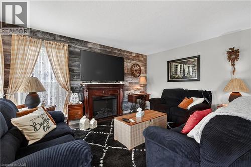 11 Rochelle Crescent, Ridgeway, ON - Indoor Photo Showing Living Room With Fireplace