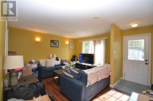 39 Kelliview Crescent, Conception Bay South, NL - Indoor Photo Showing Living Room
