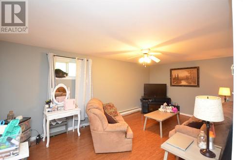 39 Kelliview Crescent, Conception Bay South, NL - Indoor Photo Showing Living Room