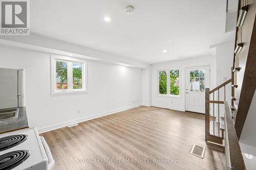 253 Deschamps Avenue, Ottawa, ON - Indoor Photo Showing Other Room