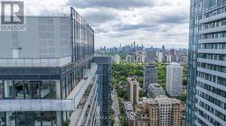 PH2 - 185 ROEHAMPTON AVENUE Toronto, ON M4P 0C6