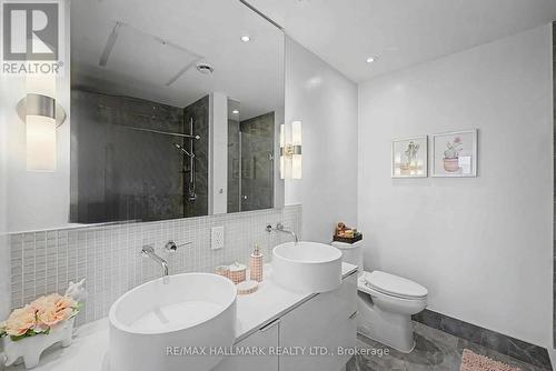 6 PCs Bathroom - Ph2 - 185 Roehampton Avenue, Toronto, ON - Indoor Photo Showing Bathroom