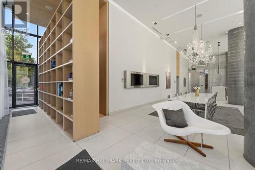 Ph2 - 185 Roehampton Avenue, Toronto, ON - Indoor Photo Showing Other Room