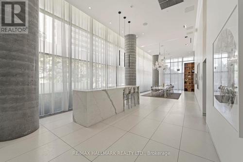 Ph2 - 185 Roehampton Avenue, Toronto, ON - Indoor Photo Showing Other Room