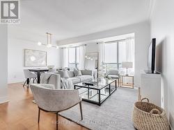RG1 - 1 CLAIRTRELL ROAD  Toronto, ON M2N 7H6