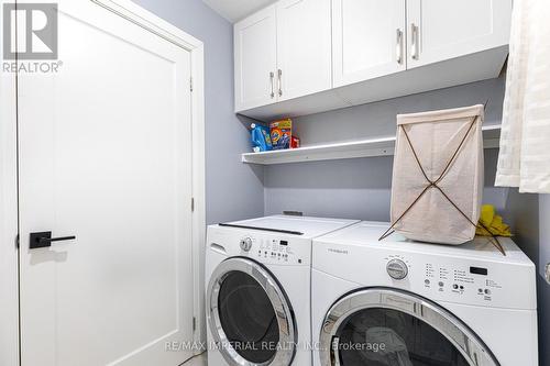 311 Youngstown Avenue, Mississauga, ON - Indoor Photo Showing Laundry Room
