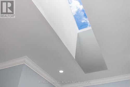 311 Youngstown Avenue, Mississauga, ON -  Photo Showing Other Room