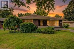 244 ROYAL Street  Waterloo, ON N2J 2J2