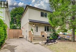 316 RISTAU Place S  Kitchener, ON N2E 3B2