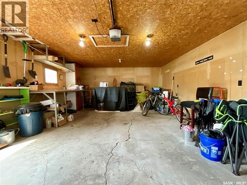 30 Probe Street, Regina, SK - Indoor Photo Showing Garage