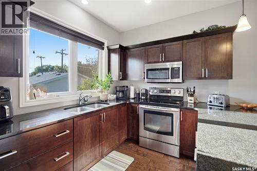 2136 B Lorne Avenue, Saskatoon, SK - Indoor Photo Showing Kitchen With Double Sink