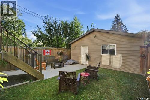2136 B Lorne Avenue, Saskatoon, SK - Outdoor With Deck Patio Veranda