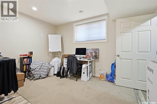 2136 B Lorne Avenue, Saskatoon, SK - Indoor