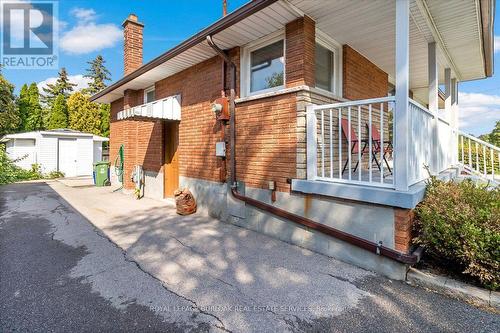LOWER - 161 HOOVER CRESCENT , Hamilton, Ontario L9A 3H2 2