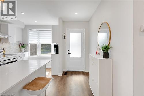 2265 Middlesmoor Crescent, Burlington, ON - Indoor