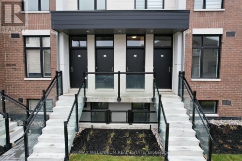 U221 - 9560 ISLINGTON AVENUE , Vaughan, Ontario L4K 2L5 2