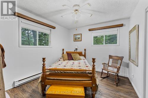 3500 Baldwick Lane, Springwater, ON - Indoor Photo Showing Bedroom