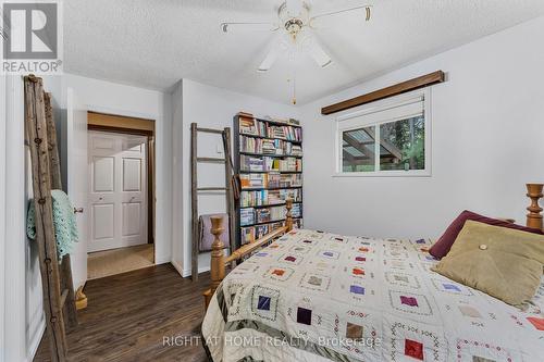 3500 Baldwick Lane, Springwater, ON - Indoor Photo Showing Bedroom