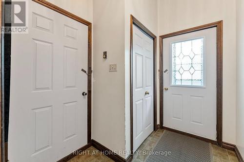 3500 Baldwick Lane, Springwater, ON - Indoor Photo Showing Other Room
