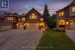 79 WESTBURY COURT  Richmond Hill, ON L4S 2L2