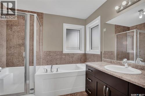 1103 Muzyka Road, Saskatoon, SK - Indoor Photo Showing Bathroom