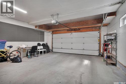 1103 Muzyka Road, Saskatoon, SK - Indoor Photo Showing Garage