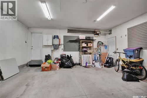 1103 Muzyka Road, Saskatoon, SK - Indoor Photo Showing Garage