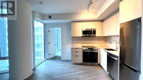 917 - 50 POWER STREET , Toronto, Ontario M5A 0V3 2