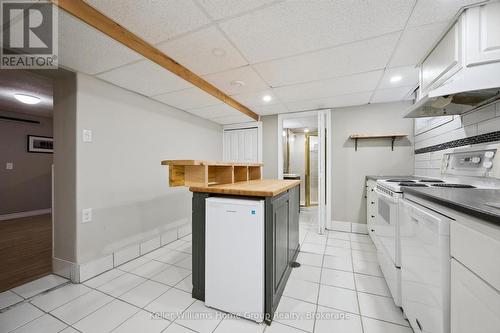 297 Herrick Street N, Centre Wellington (Fergus), ON - Indoor Photo Showing Kitchen