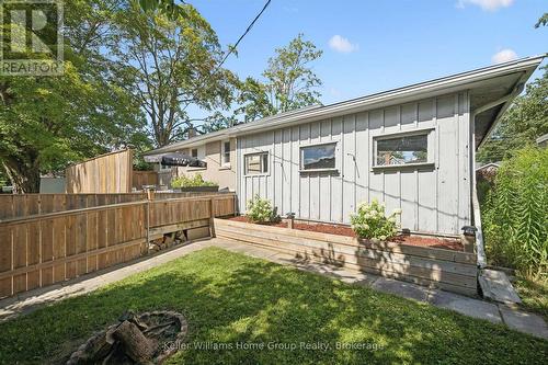 297 Herrick Street N, Centre Wellington (Fergus), ON - Outdoor