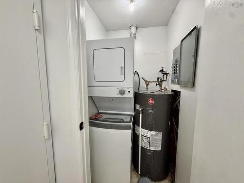 302 3700 John Parr Drive, Halifax, NS - Indoor Photo Showing Laundry Room