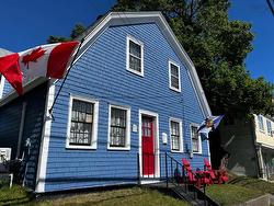 172 Water Street Shelburne, NS B0T 1W0