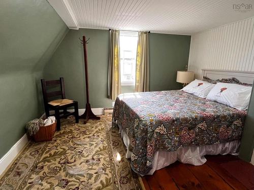 172 Water Street, Shelburne, NS - Indoor Photo Showing Bedroom