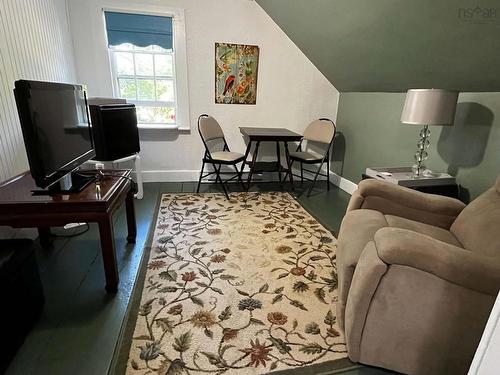 172 Water Street, Shelburne, NS - Indoor