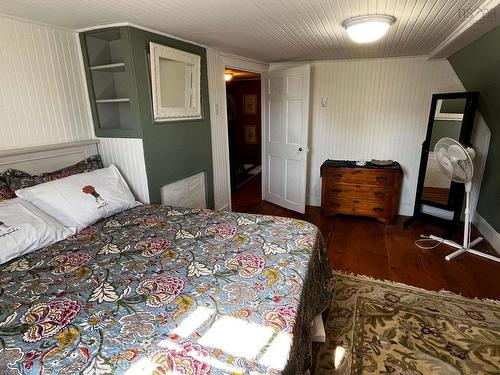 172 Water Street, Shelburne, NS - Indoor Photo Showing Bedroom