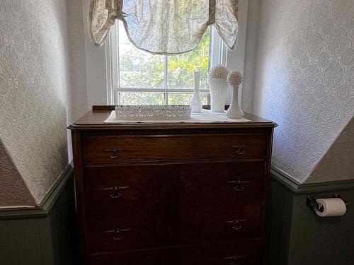 172 Water Street, Shelburne, NS - Indoor