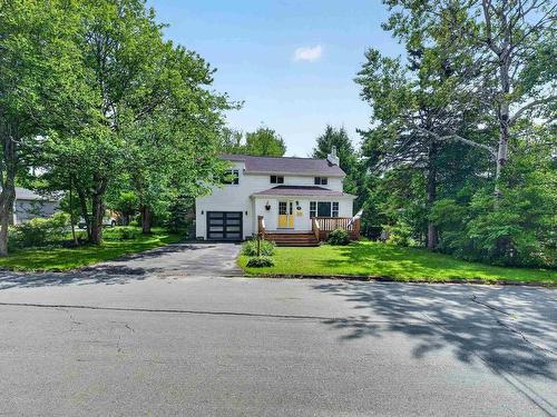 16 Wilcot Lane, Dartmouth, NS - Outdoor
