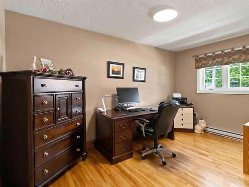 18 P Thomas Drive, Dartmouth, NS - Indoor Photo Showing Office