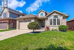 402 FAIRWAY ROAD  Woodstock (Woodstock - North), ON N4T 0E1