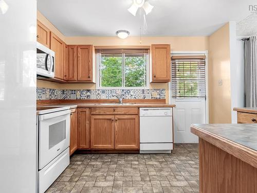 1653 Riverside Drive, Lower Sackville, NS - Indoor Photo Showing Kitchen With Double Sink