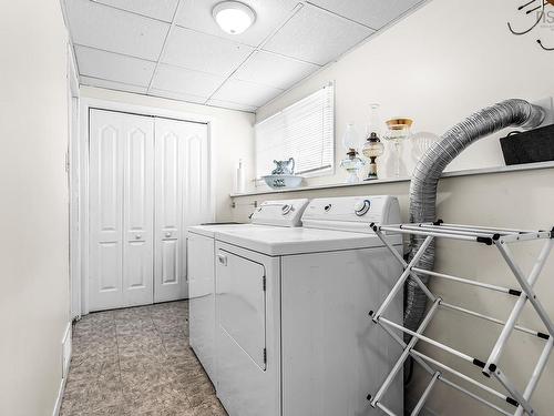 1653 Riverside Drive, Lower Sackville, NS - Indoor Photo Showing Laundry Room