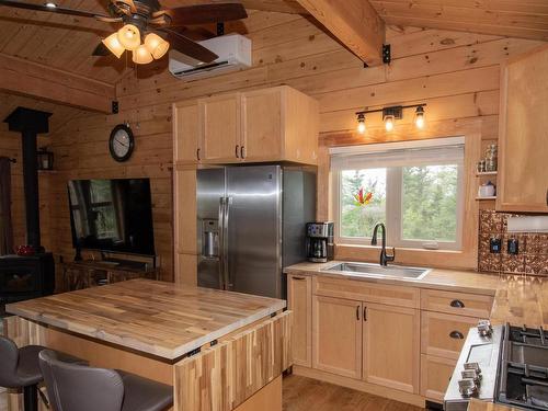 2250 Sandy Point Road, Sandy Point, NS - Indoor Photo Showing Other Room