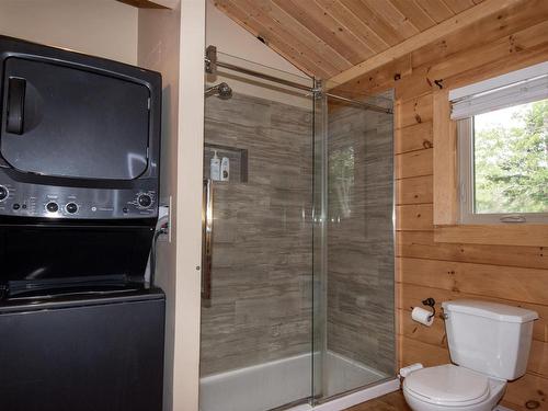 2250 Sandy Point Road, Sandy Point, NS - Indoor Photo Showing Bathroom