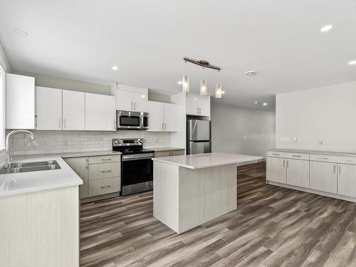 13 Trout Run, Halifax, NS - Indoor Photo Showing Kitchen With Stainless Steel Kitchen With Double Sink With Upgraded Kitchen