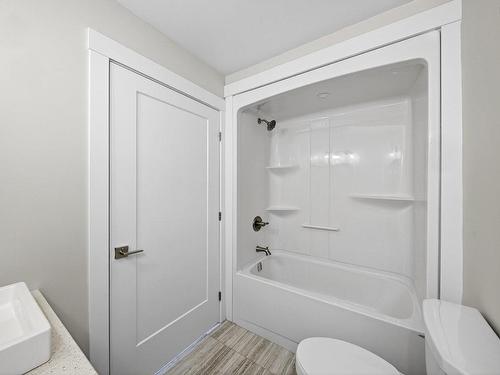 13 Trout Run, Halifax, NS - Indoor Photo Showing Bathroom